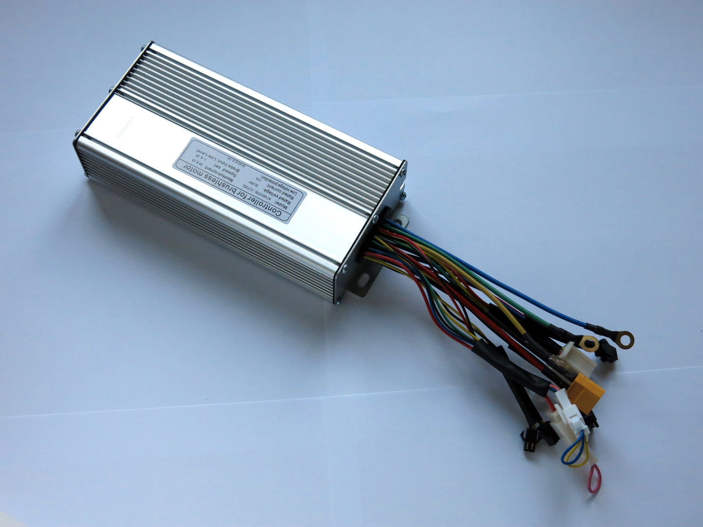 Sensored Brushless Motor Controller 48V 1000/1500W 12-FET 30A KT Sine Wave
